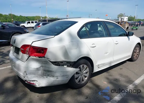 2013 Volkswagen Jetta 2.0L S from USA, damaged, VIN 3VW2K7AJ7DM352611